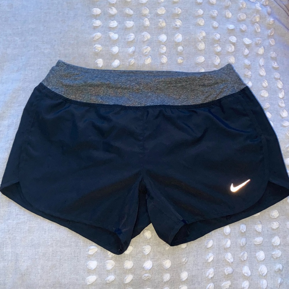Nike Juniors Running Shorts New Condition